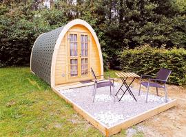 Chalet insolite pour 2 au coeur de la Bretagne, chata v destinaci Saint-Jacut-les-Pins