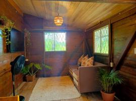 CASA LA ESTANCIA NATURALEZA PURa, caba&ntilde;a o casa de campo en Tena