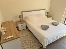 Apartment Milica, отель в Радовичах