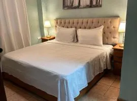El Cayuco Restaurant Apart Hotel