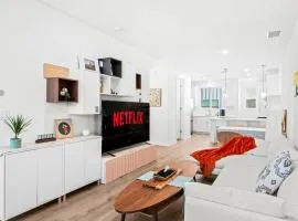 Luxurious Ontario Townhouse Ideal Family