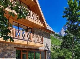 NeoKulla Hotel - By Kol Gjoni