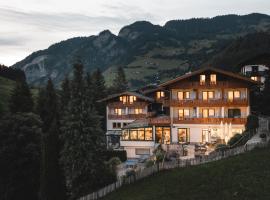 Genusshotel Fichtenhof, khách sạn ở Grossarl
