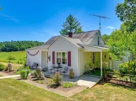 Family Fancy Gap Cottage with Deck - Pets Welcome!