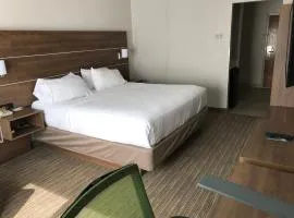 Holiday Inn Express & Suites Chattanooga East Ridge by IHG