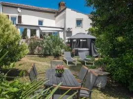 2 Bedroom Awesome Home In Vizinada