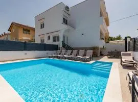 Amazing Home In Zadar With Wifi