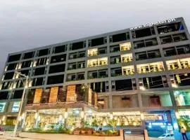 Big Hotel