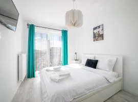 Modern Coresi Studio - Free Private Parking by MM Host