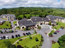 Mill Park Hotel, hotel near Sandfield Pitch and Putt Course, Donegal