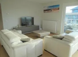 Apartment in Belgium near Golf & Port