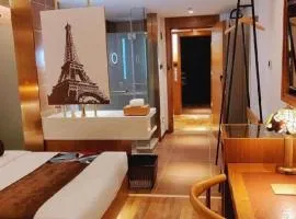 James Joyce Coffetel Qingdao Oriental Cinema Chaoyangshan Metro Station