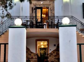 Boulafendis on Alinda Beach Leros, hotel v Alindě