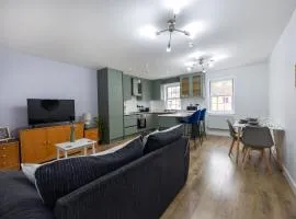 Stunning 3BR, Free Parking, near Town Center, Long term discoun