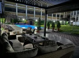 트리아브나에 위치한 호텔 Hotel Rai
