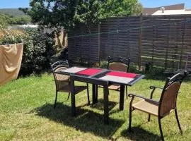Rez de villa avec jardin