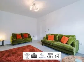 4 Bedroom By Harperletting Short Lets & Serviced Accommodation Chester With Detached Games room Drive Long or Short stays