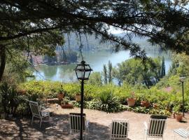 Villa Orio Lake Piediluco, hotel i Piediluco