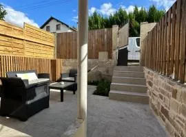 Logement avec terrasse et entrée indépendantes a 25 min de Paris