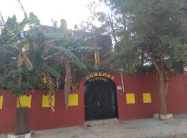 Auberge Africa Thiossane, hotel v destinaci Saly Portudal
