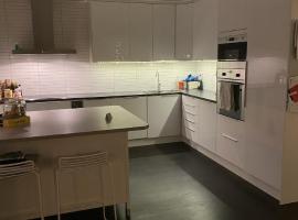 Villa, ξενοδοχείο σε Kiruna