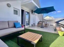 Saint-leu Réunion centre ville T3 Duplex meublé