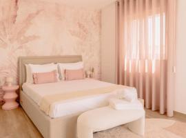 Glam House no coração da cidade, ξενοδοχείο στο Φάρο