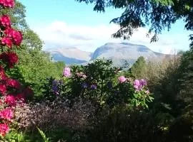 TOM BEAG - Ben Nevis view ROOMS