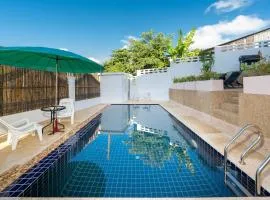 Golden Sands Villa only 15 minutes walk to beach