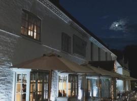 The Roebuck Alcester, hotel v destinaci Alcester
