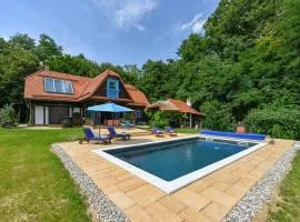 Awesome Home In Zlatar With Sauna