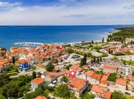 Amazing Apartment In Fazana With Wifi