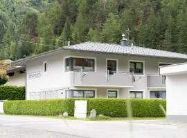 Haus Schennach