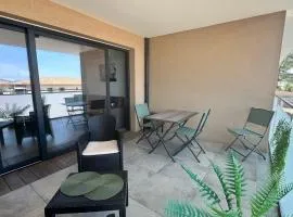 Appartement vue mer & plage à pied
