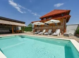 Stunning Home In Vinogradi Ludbreski