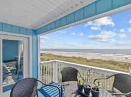 Oceanfront, Sunrise Views- Pool- 6 Beds- King Bed by myBeach Vacation Rentals
