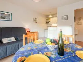 Apartment Les Jardins de la Côte Fleurie by Interhome