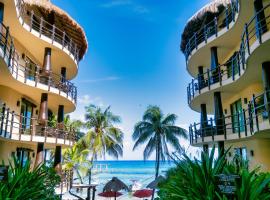 El Taj Oceanfront and Beachside Condo Hotel, hotel di Playa del Carmen