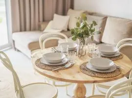 Rewal - 4 Person - Premium Baltic Apartment with SPA access