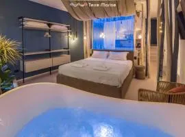 Blue Perlage, Terre Marine