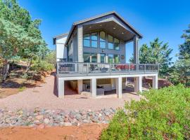 Hot Tub and Deck Mtn-View Pine Getaway!, Hotel in Pine