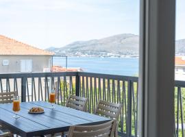 Lush Suites, hotell i Trogir