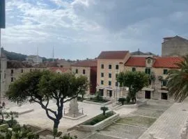 Old town Pjaca Makarska