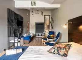 Loft Rooms