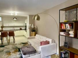Nice area 5 minutes from Paris, hotel a Suresnes