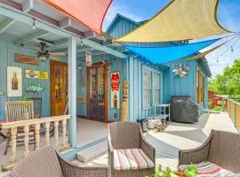Eclectic Mandeville Home Walk to Lakefront Park