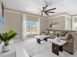 5 Bedrooms 4 Bathrooms Storey Lake 3149 Pp