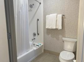 Holiday Inn Express & Suites Mountain View Silicon Valley by IHG, khách sạn ở Mountain View