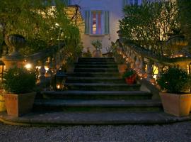 Une Autre Maison, hotel v destinaci Nyons