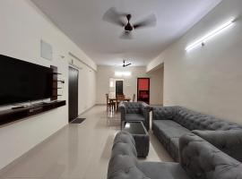 Mee Homes Madhapur Family Stay Fully Furnished 2 BHK Premium Flats 302, hotel v destinaci Hajdarábád